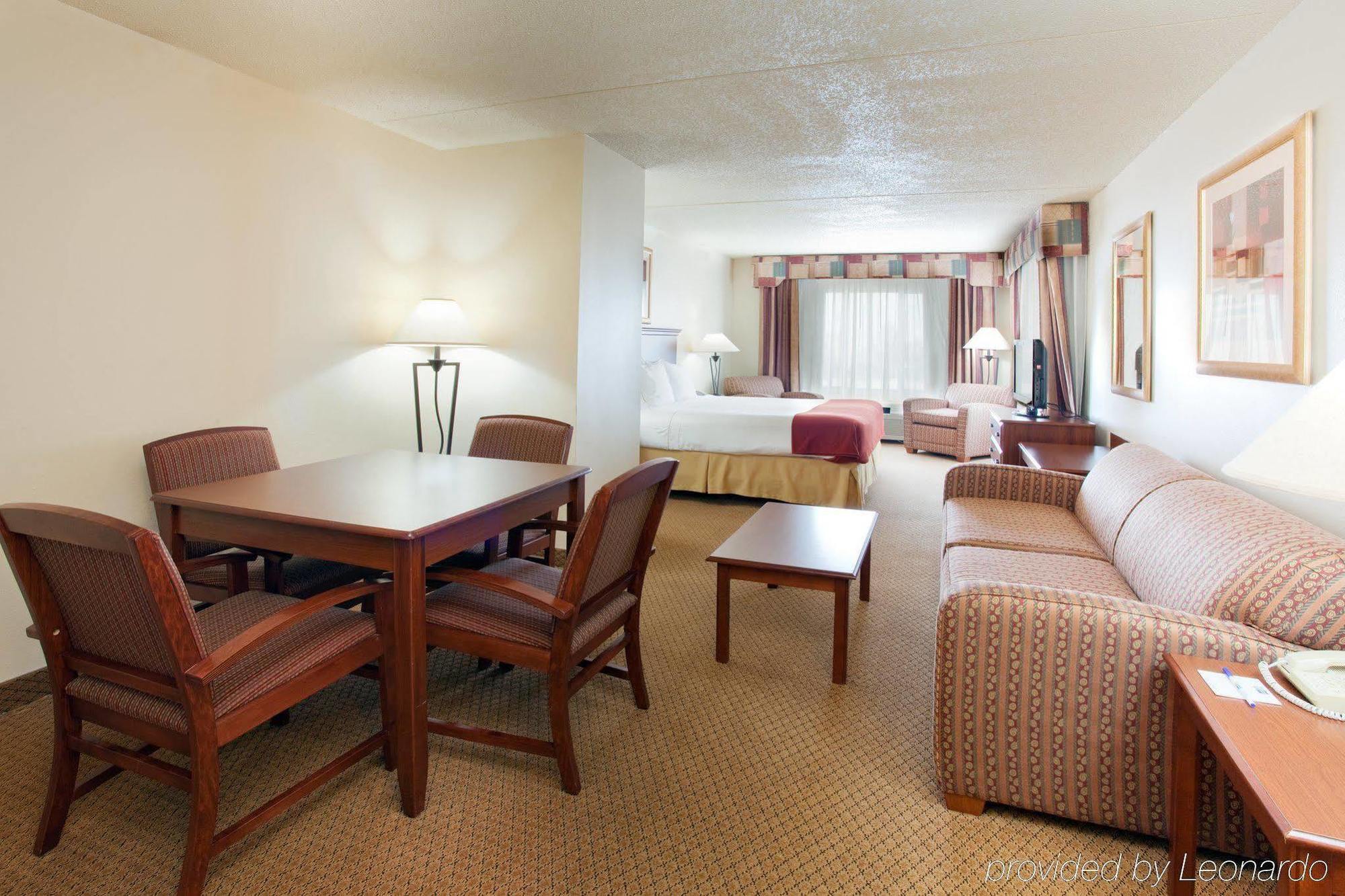 Hotel Comfort & 3*
