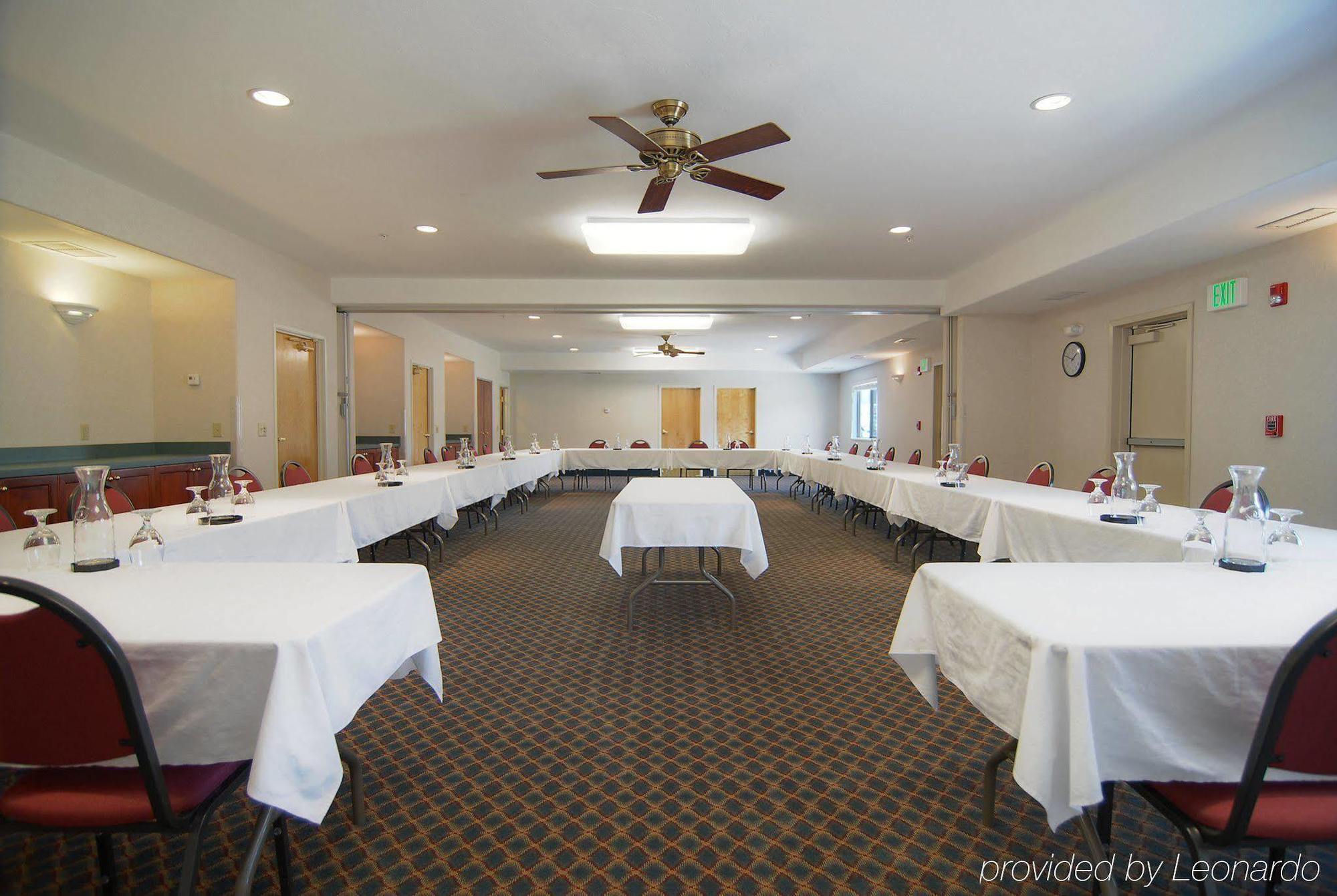 Western Vista Hotel 3*