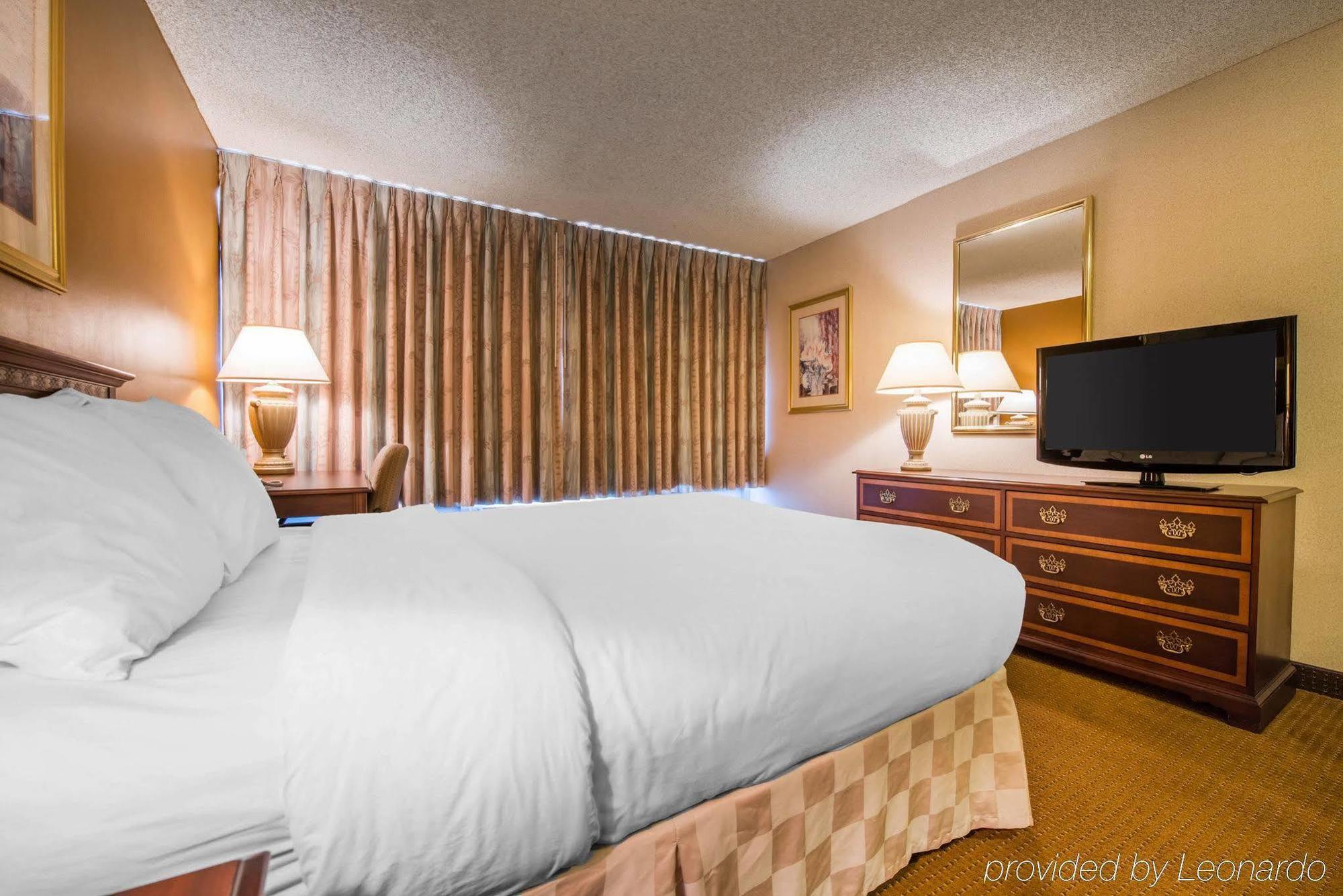 Inn Clarion And Events Center North Pueblo