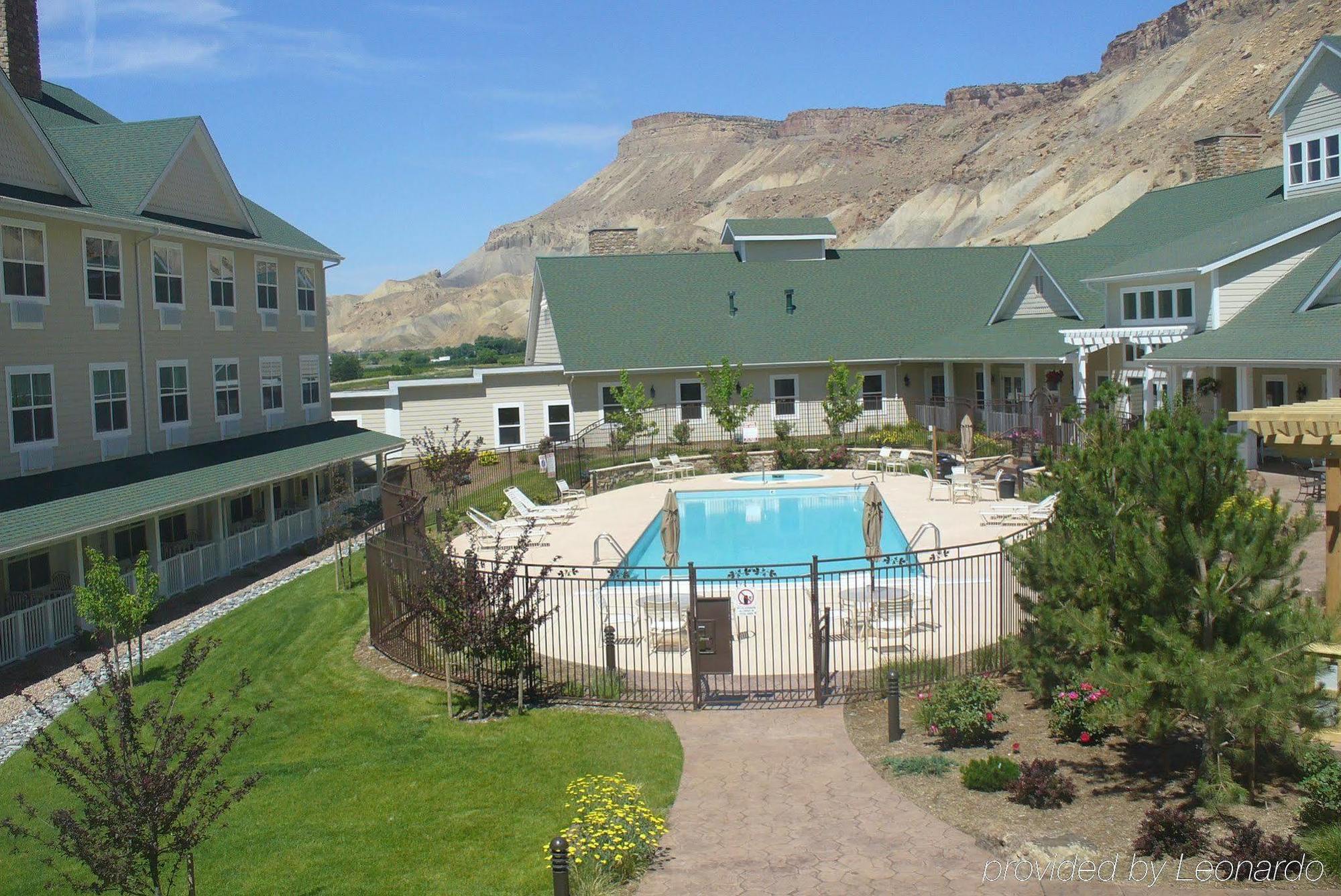 Hotel Wine Country