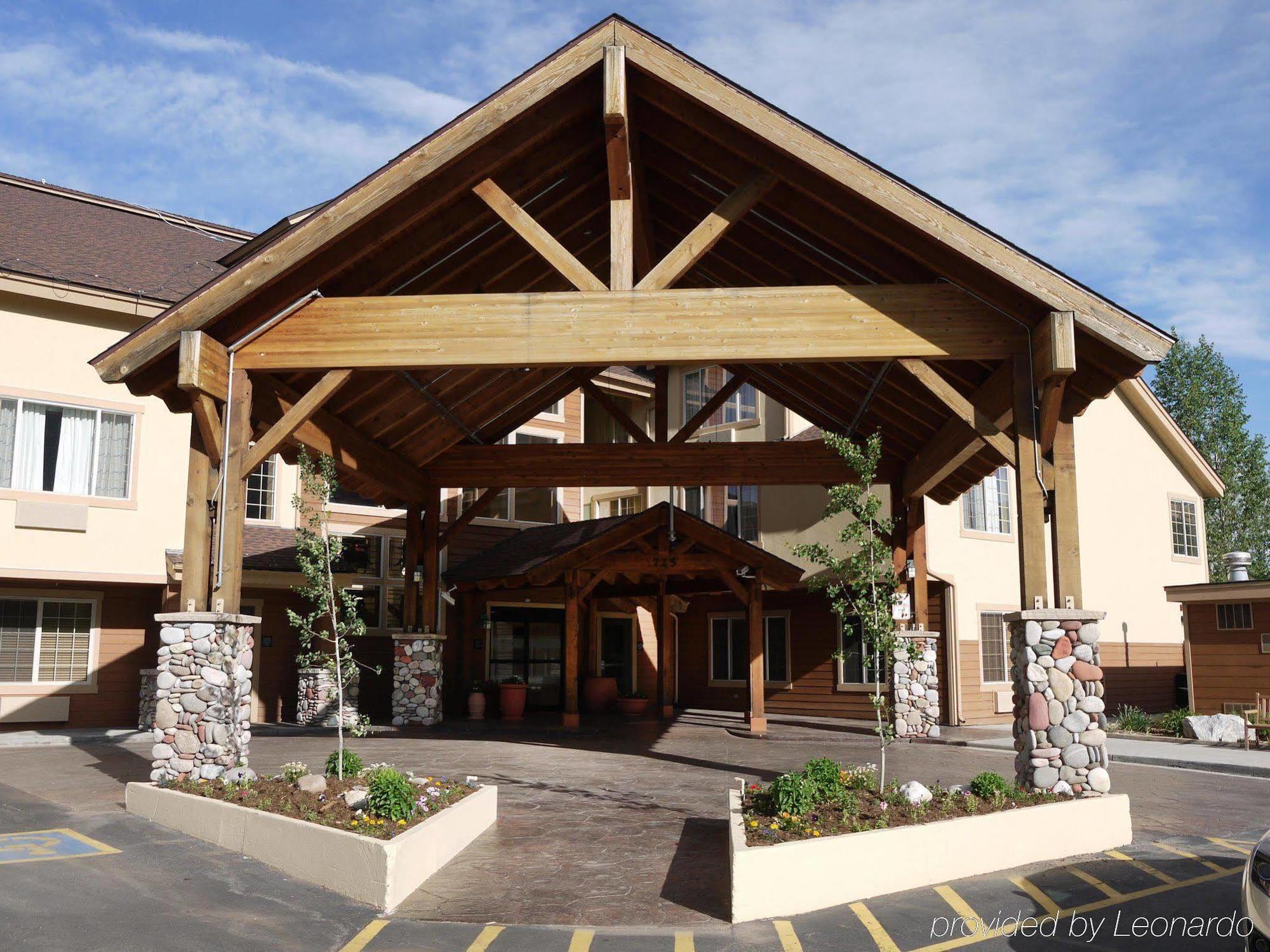 Hampton & Steamboat Springs
