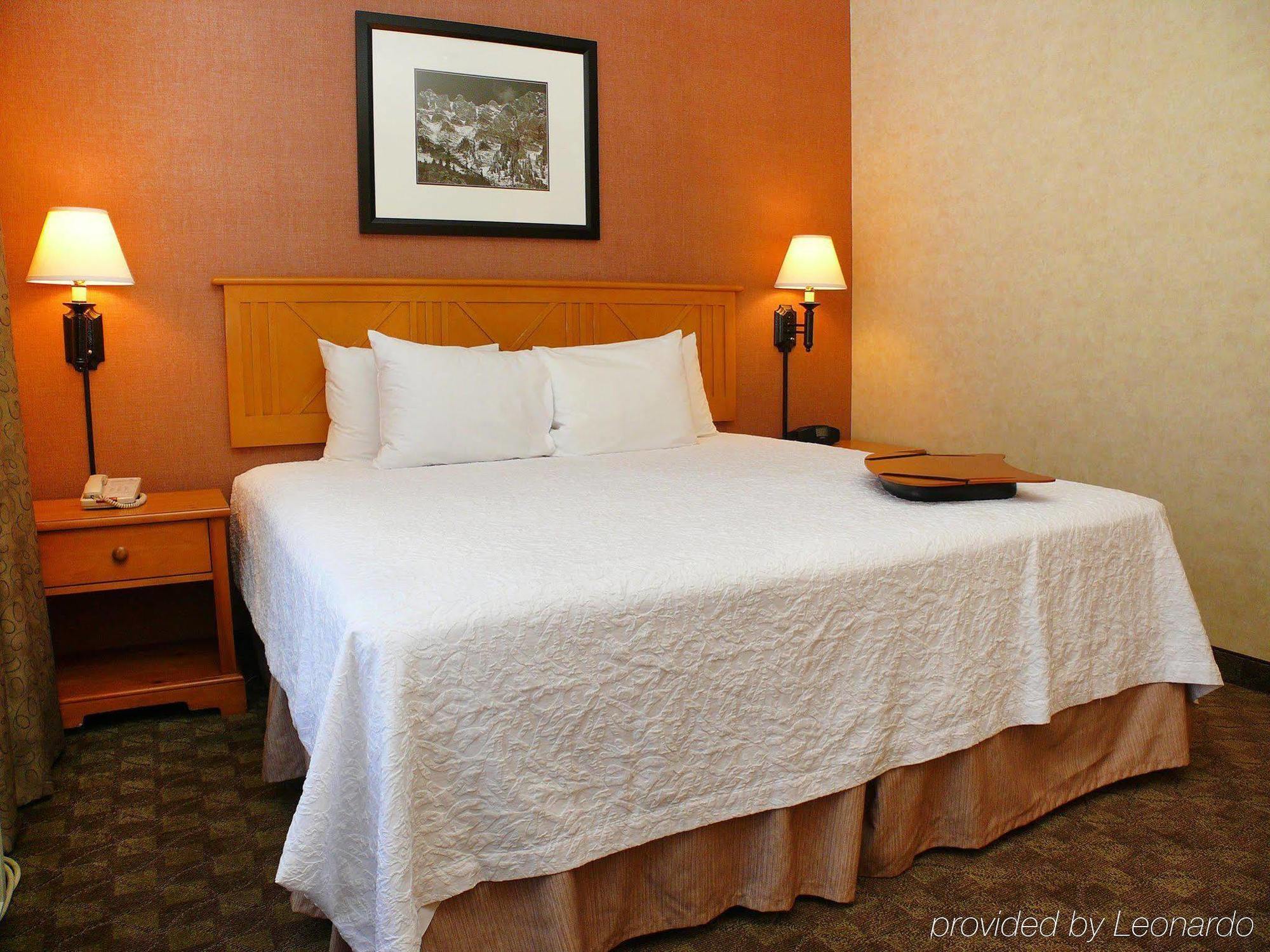 Hotel Hampton & 3*