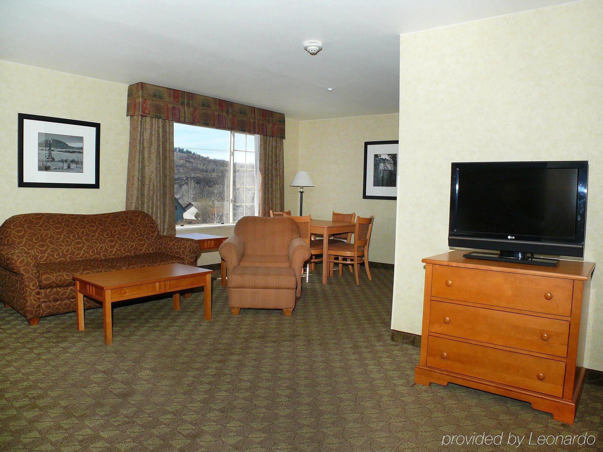 Hotel Hampton &