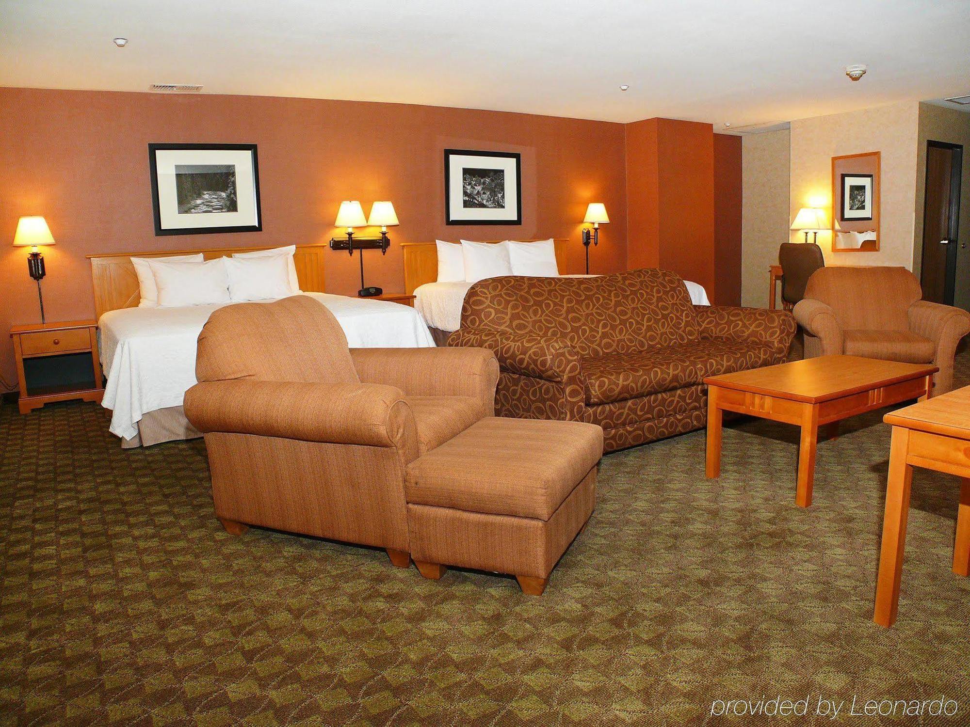 Hampton & Steamboat Springs