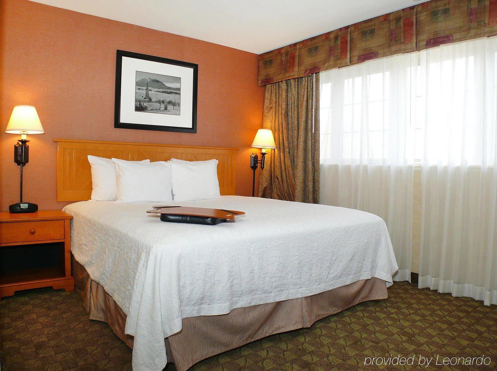 Hotel Hampton & 3*
