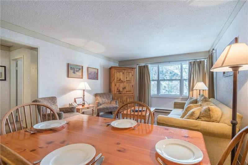 Mountainside Hotel