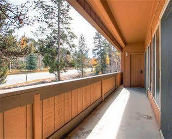 The Lift #210 - Lots Of - Pool And Hot Tub Access Holiday home Breckenridge