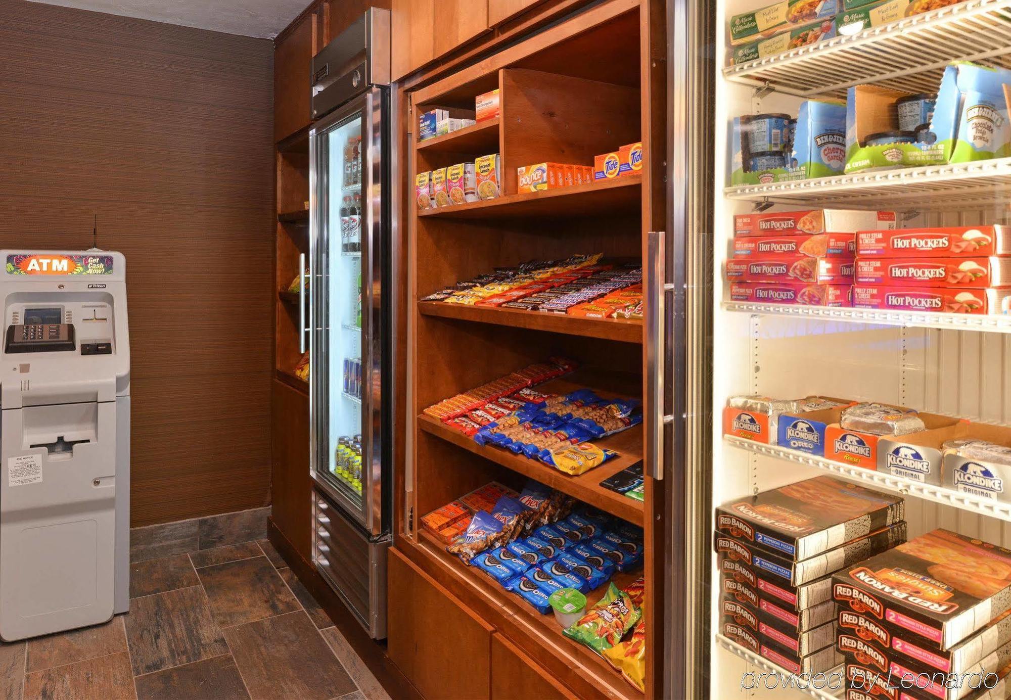Hotel Fairfield & By Marriott 3*