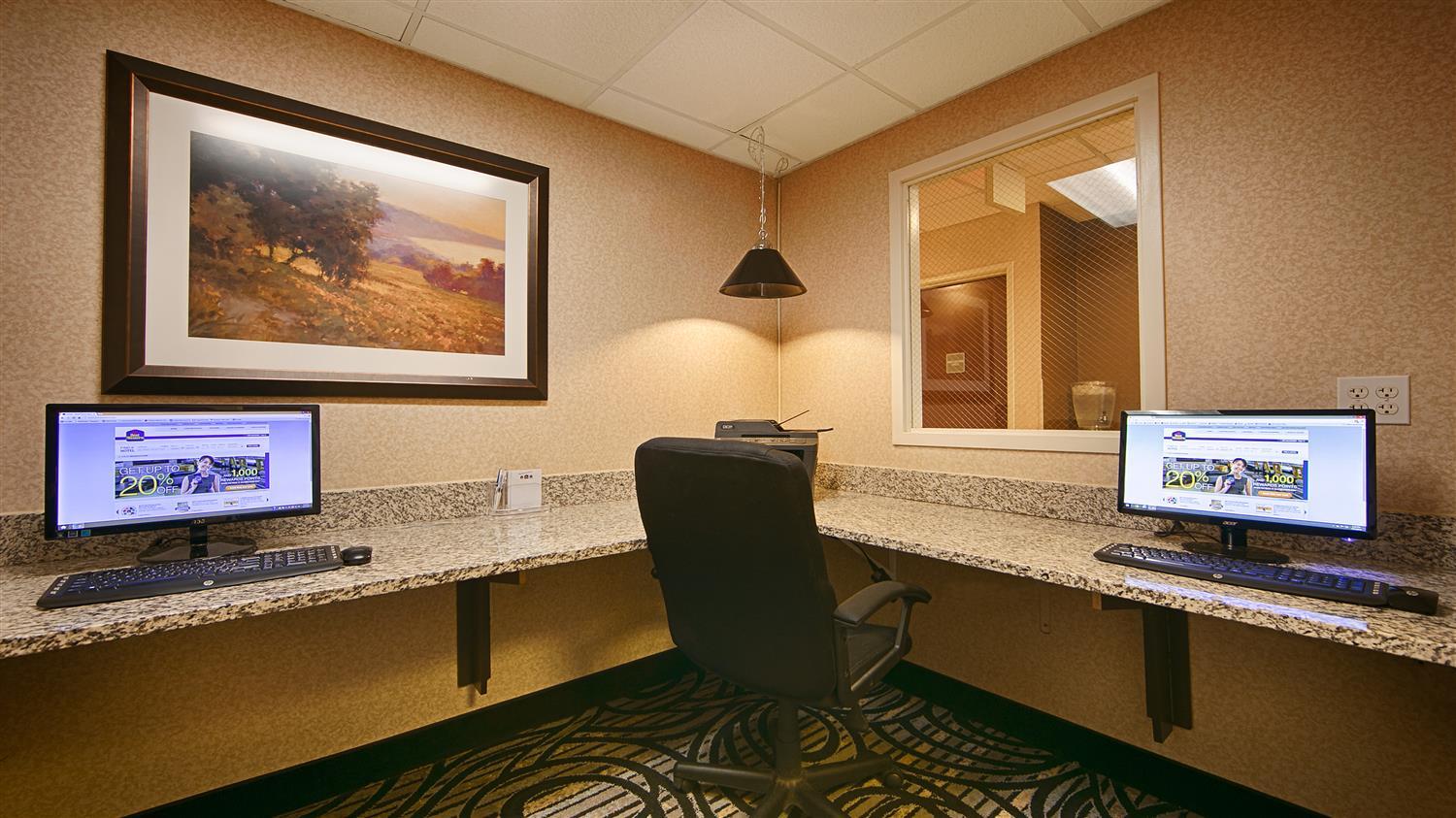 Western Boulder Hotel