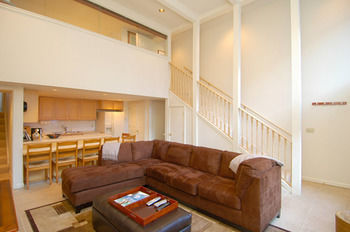 Hotel Fifth Avenue By Frias 4*