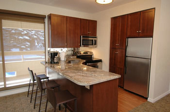 Hotel Chateau Eau Claire & Roaring Fork By Frias Aspen