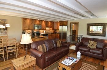 Fasching Haus Hotel Aspen