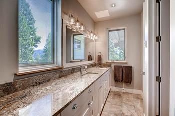 Hotel Sunrise Ski Haus Christie Heights By Pinnacle Lodging Breckenridge