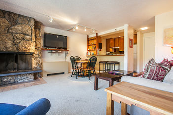 Lichenhearth - Coraltree Collection Aparthotel