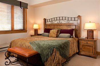 Hotel The Antlers At Christie Base By Steamboat