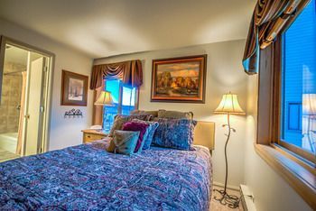 Hotel The West By Retreatia