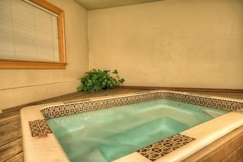 Hotel Waterford By Retreatia 3*