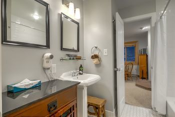 The West By Retreatia Hotel Steamboat Springs