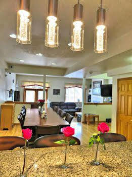 Mein Haus Bed & Breakfast Avon