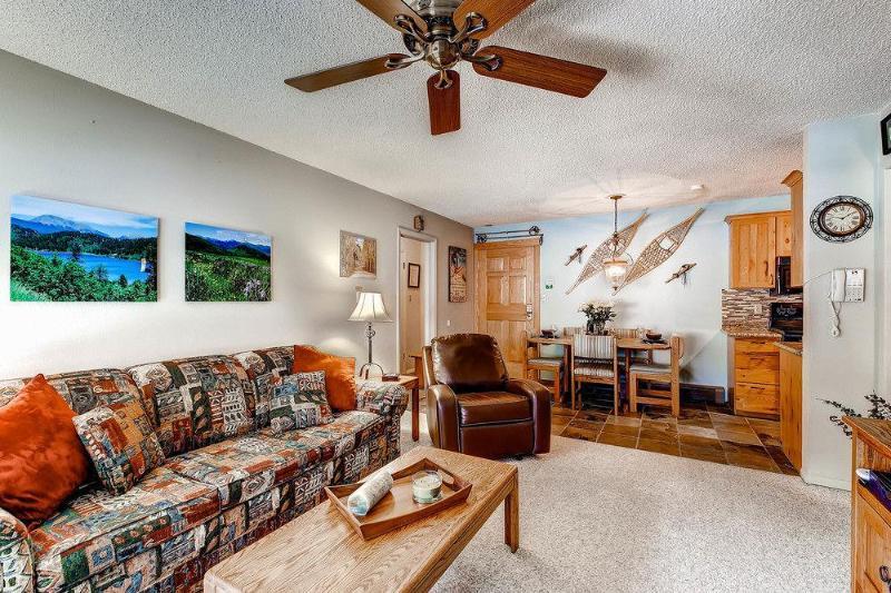 Ski Inn Condominiums * Steamboat Springs