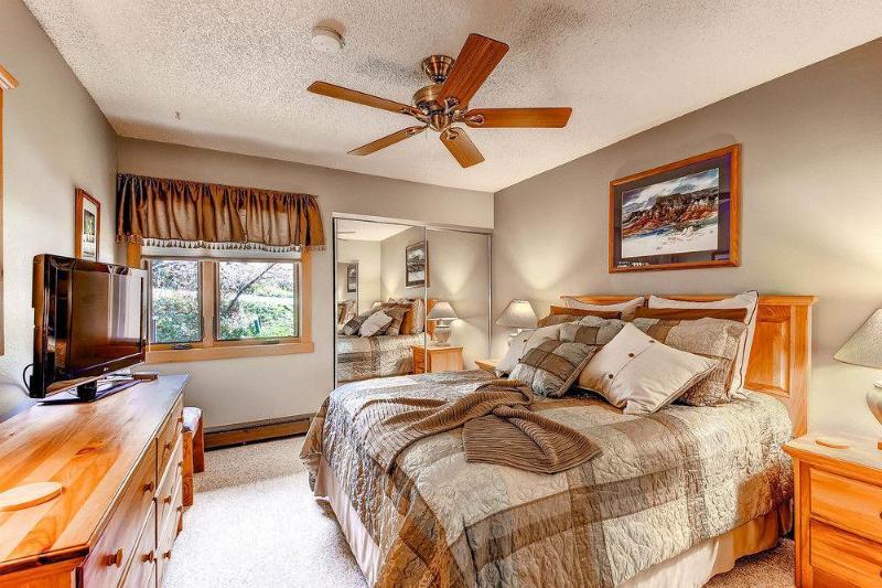Ski Inn Condominiums * Steamboat Springs
