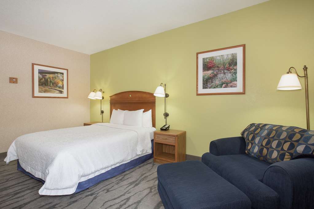 Hotel Baymont By Wyndham