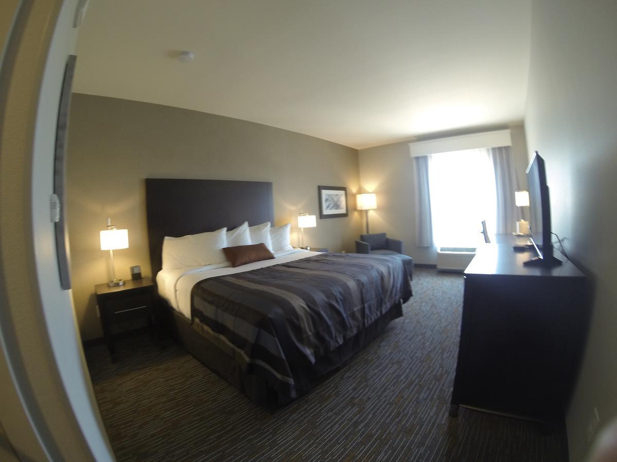 Wingate By Wyndham Johnstown Hotel
