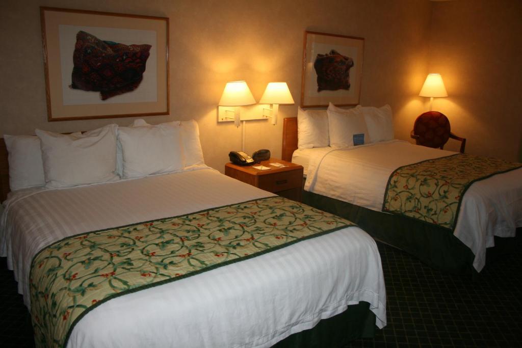 Hotel Fairfield & By Marriott 3*