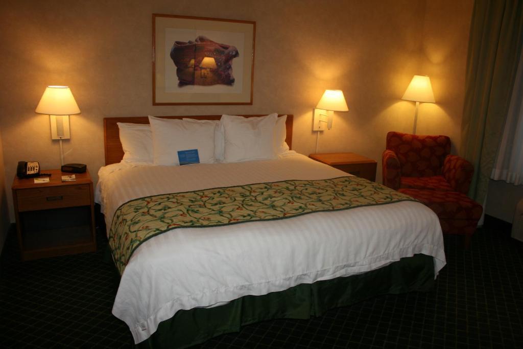 Hotel Fairfield & By Marriott 3*
