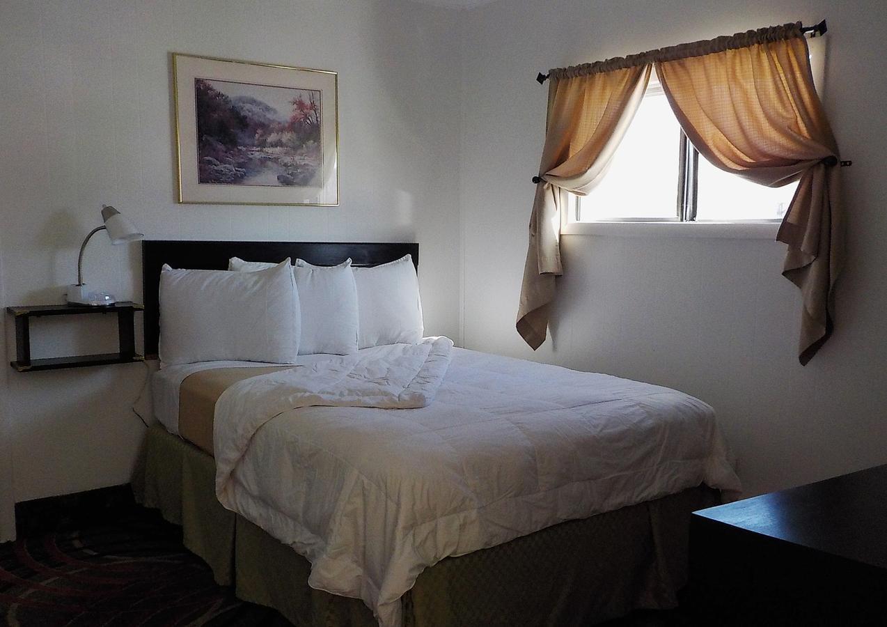 Inn 1st Interstate