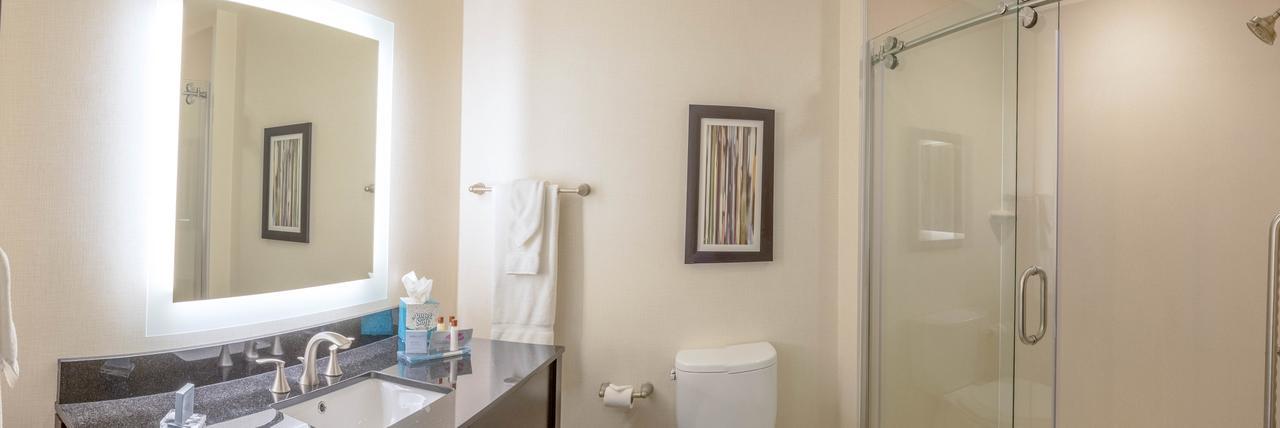 Wingate By Wyndham Johnstown Hotel