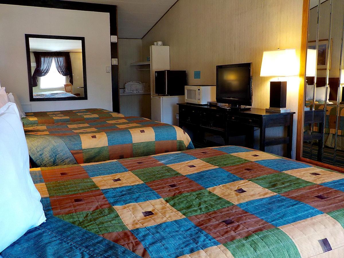 Inn 1st Interstate 2*