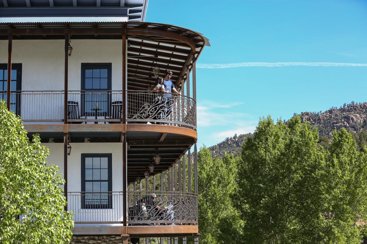 Hotel Surf & Chateau Buena Vista