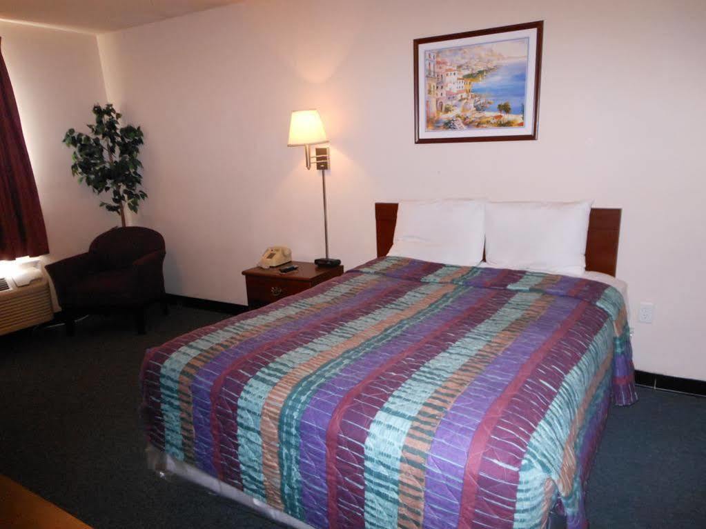 Hotel Suburban Denver North 2*