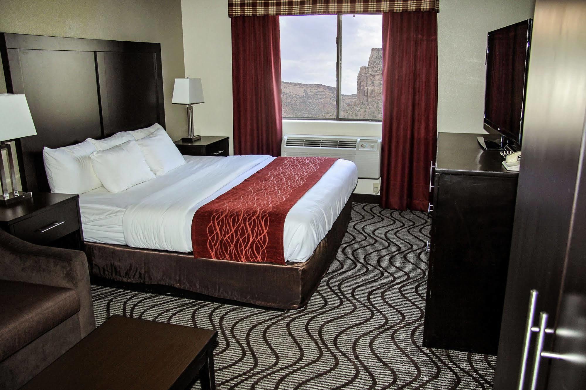 Hotel Comfort &