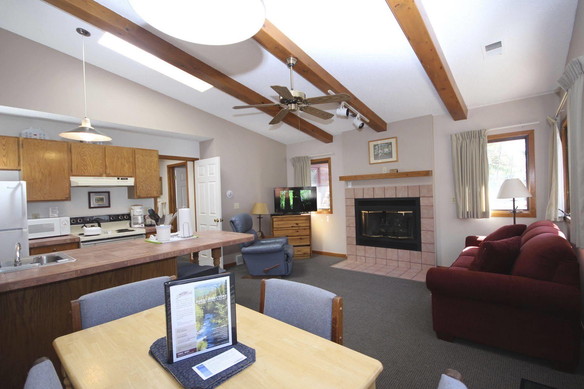 Streamside On Fall River Hotel Estes Park