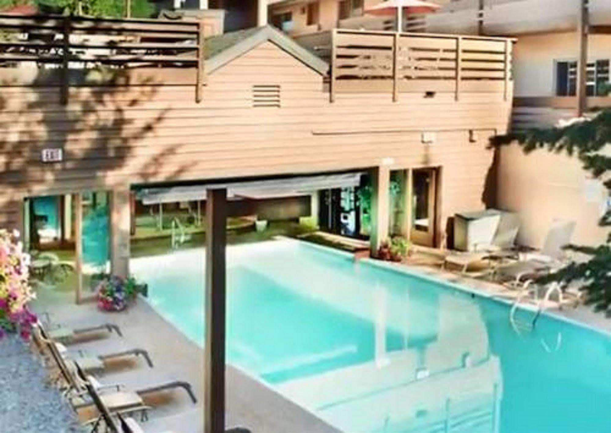 Resort Getaways At Eagle Point 3*