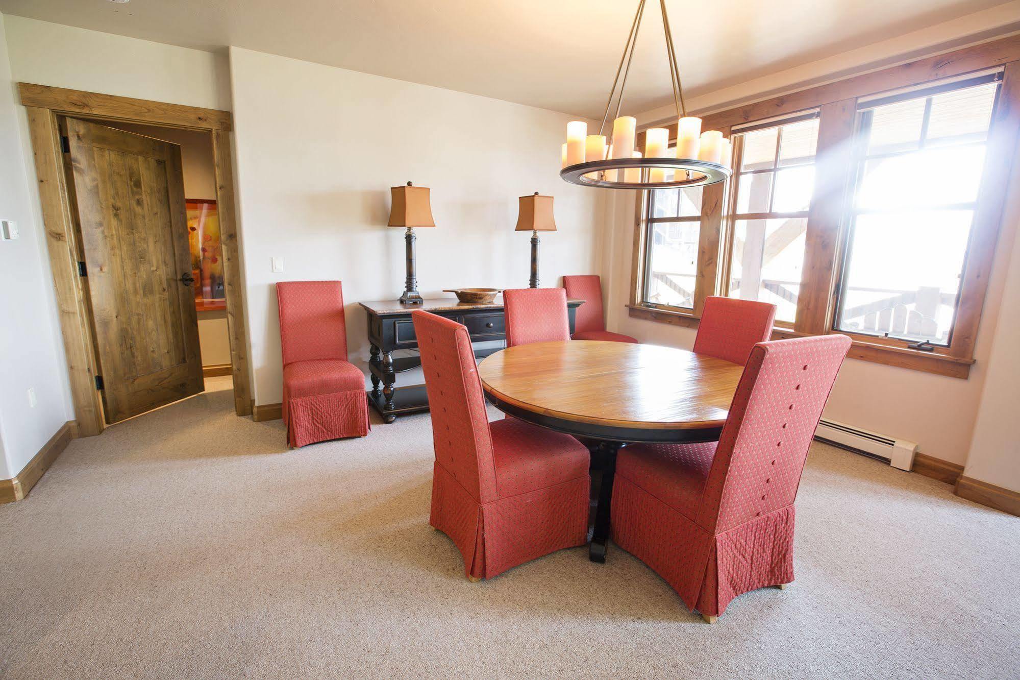 Lodge Westwall *