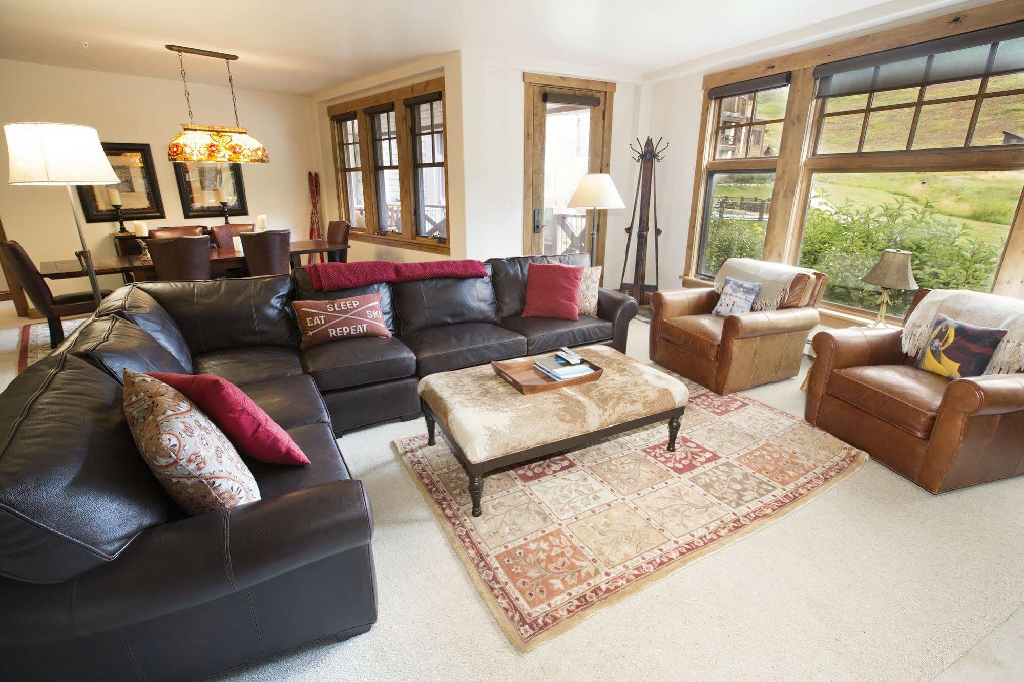 Lodge Westwall