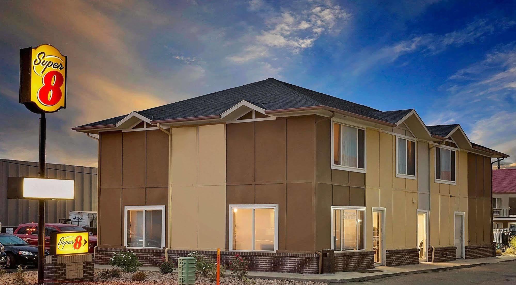 Motel Super 8 By Wyndham 2*
