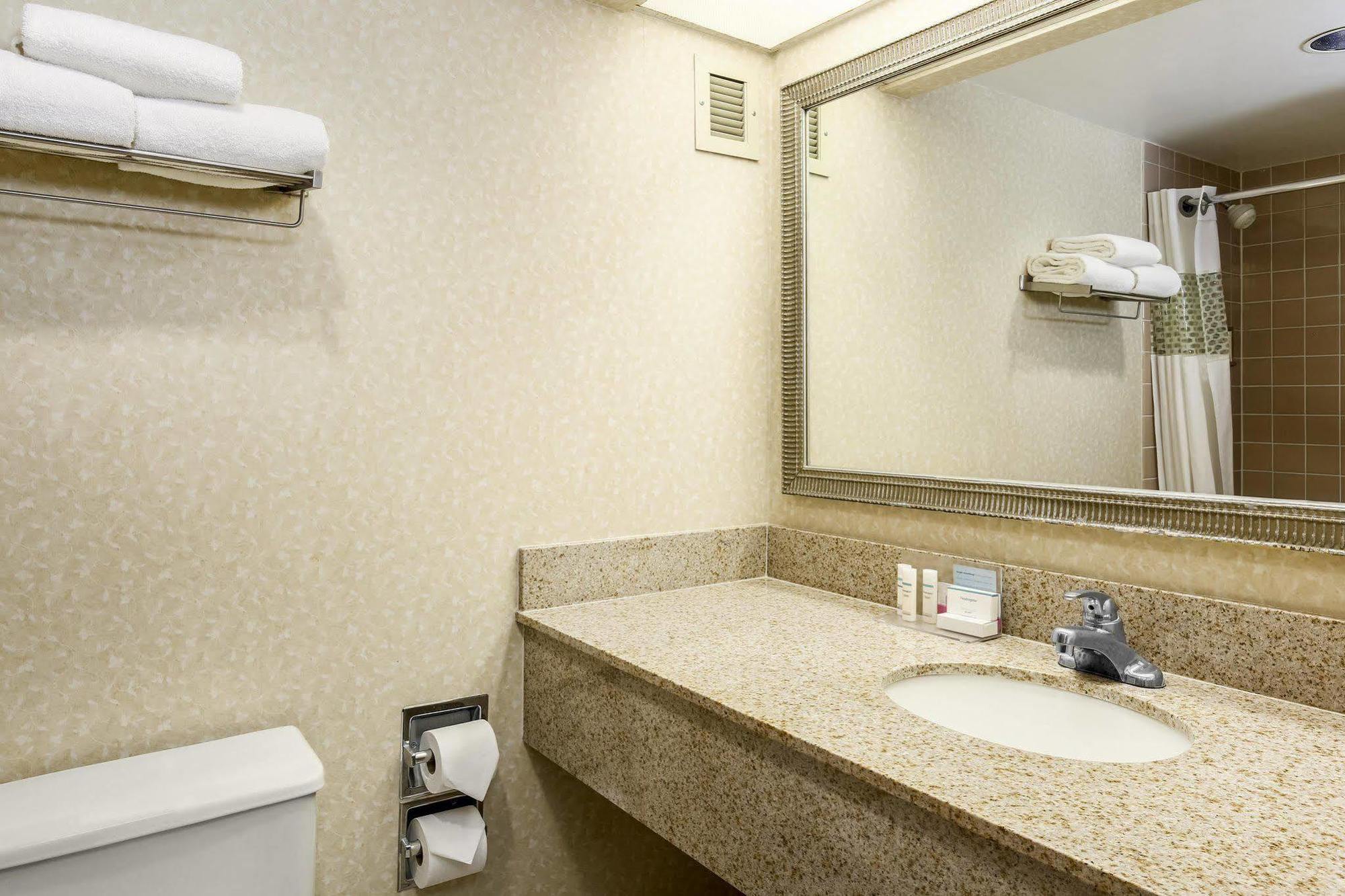 Fairfield & By Marriott Denver Southwest/lakewood Hotel