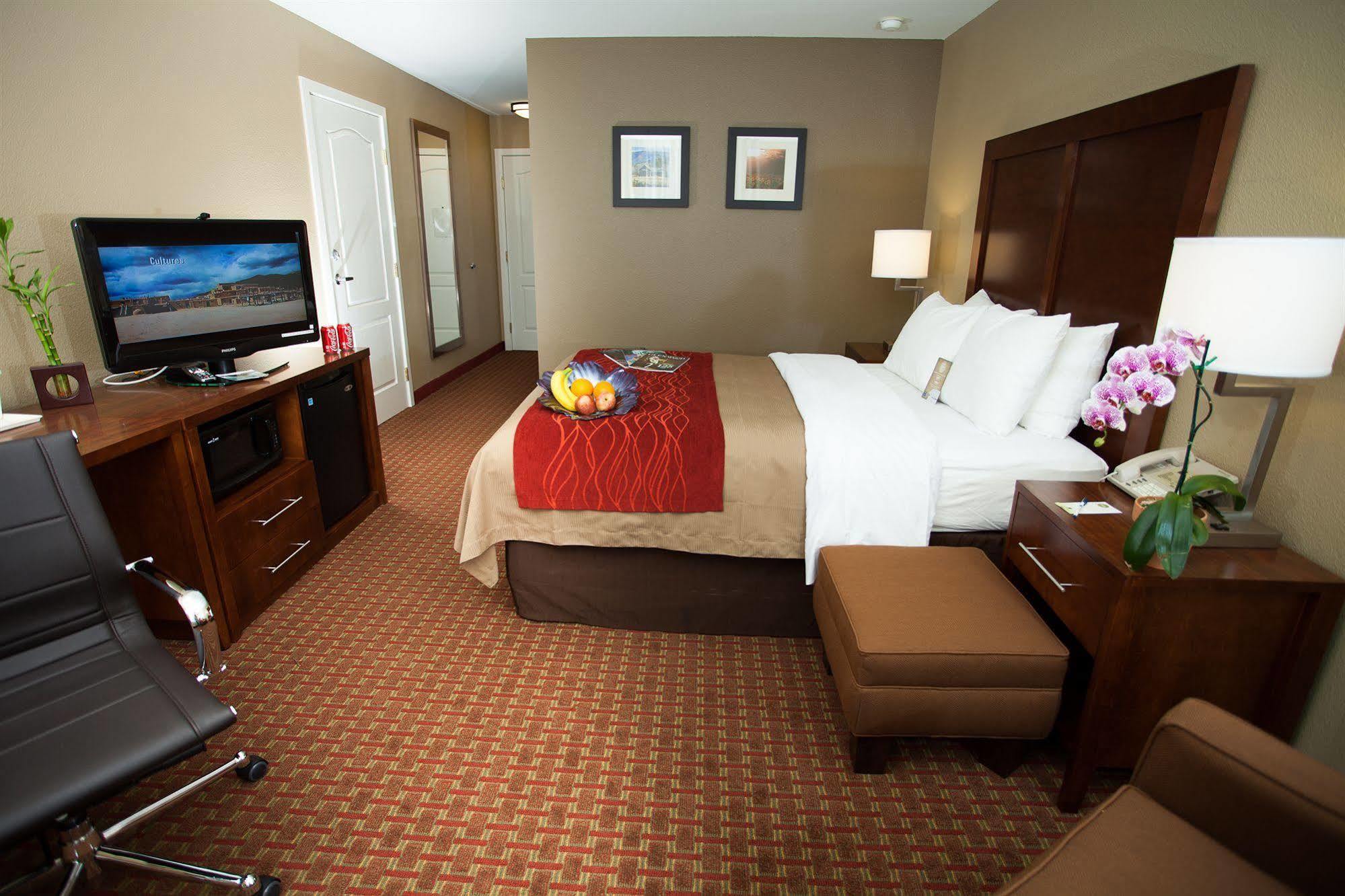 Hotel Comfort & On The Roaring Fork