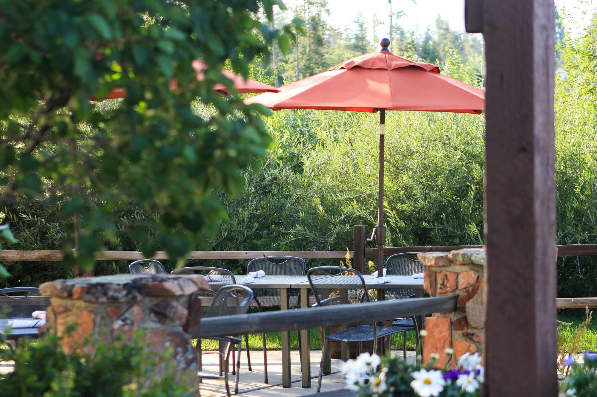 Vasquez Creek Inn 2*