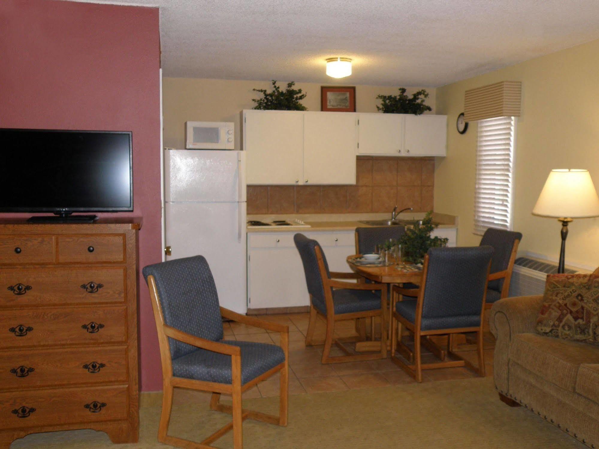Rivers Edge & Motel Ouray