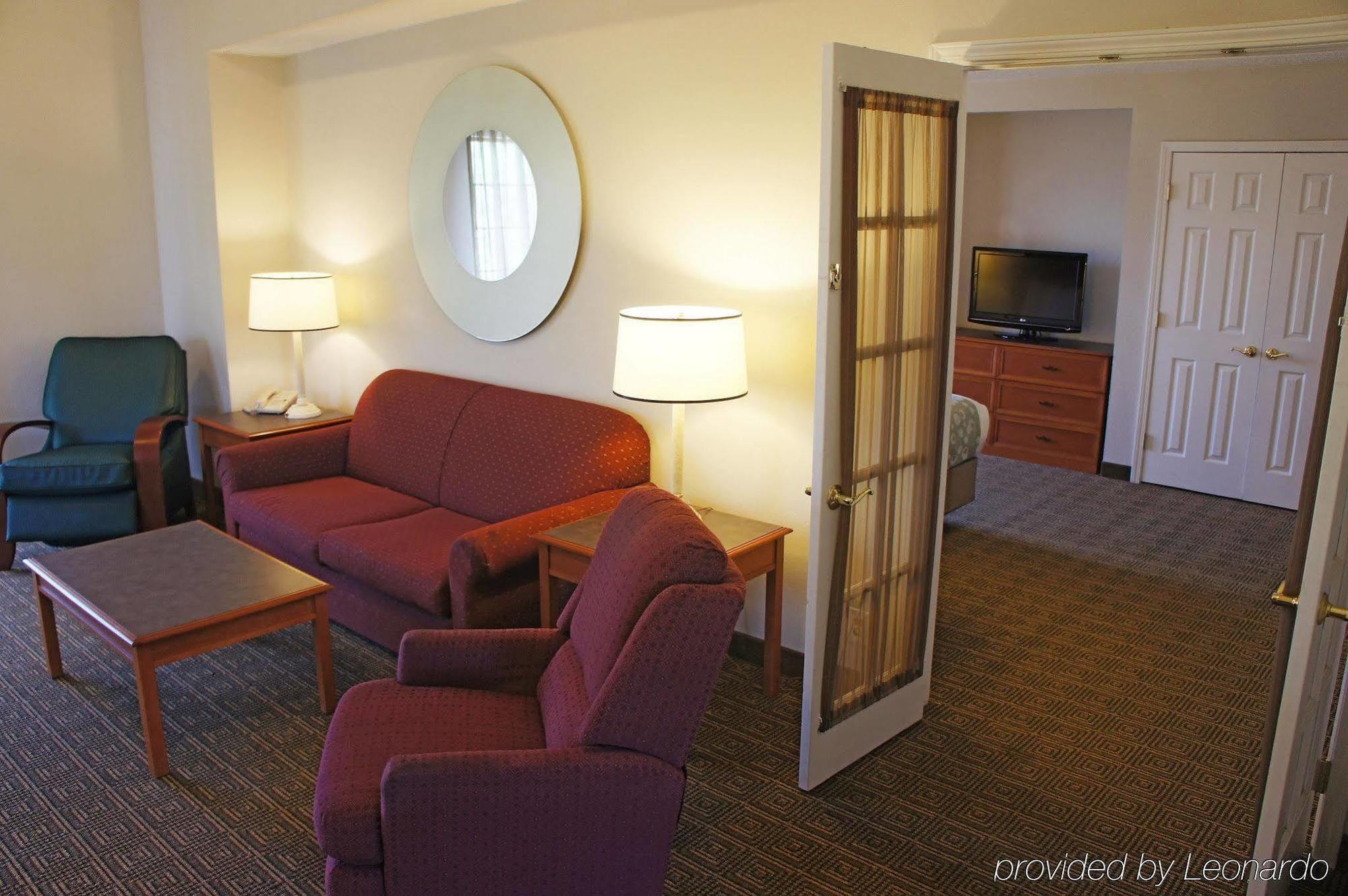 La Quinta By Wyndham Denver Hotel