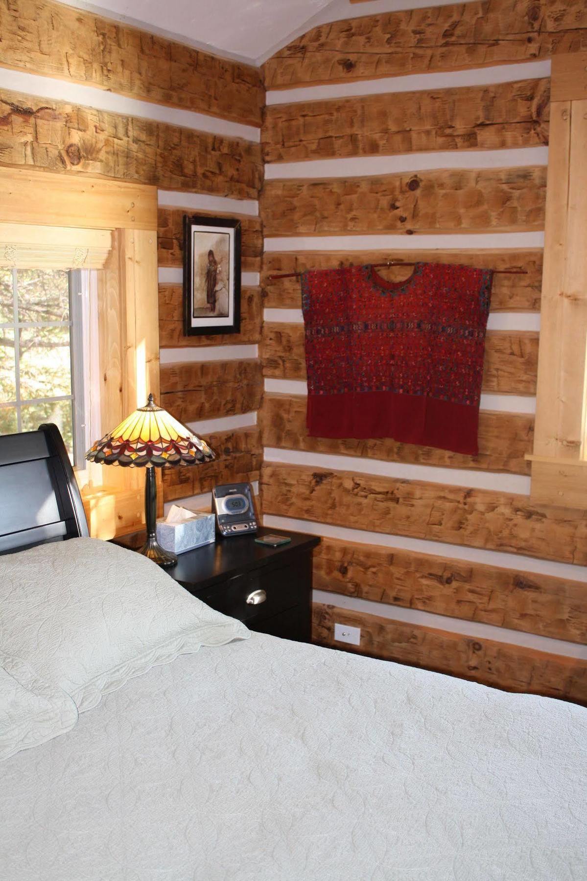 Riverside Meadows Lodge *