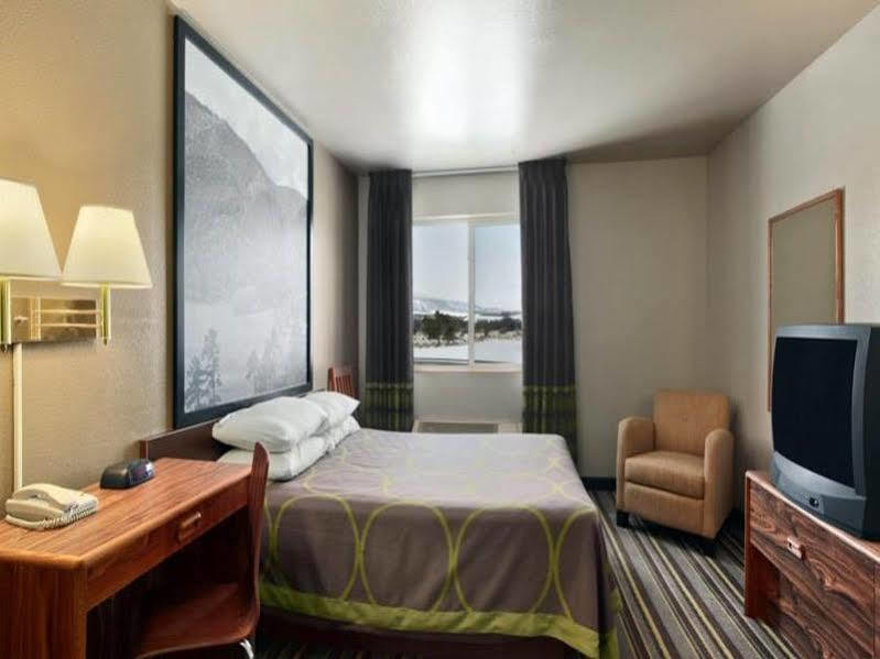 Hotel Super 8 By Wyndham