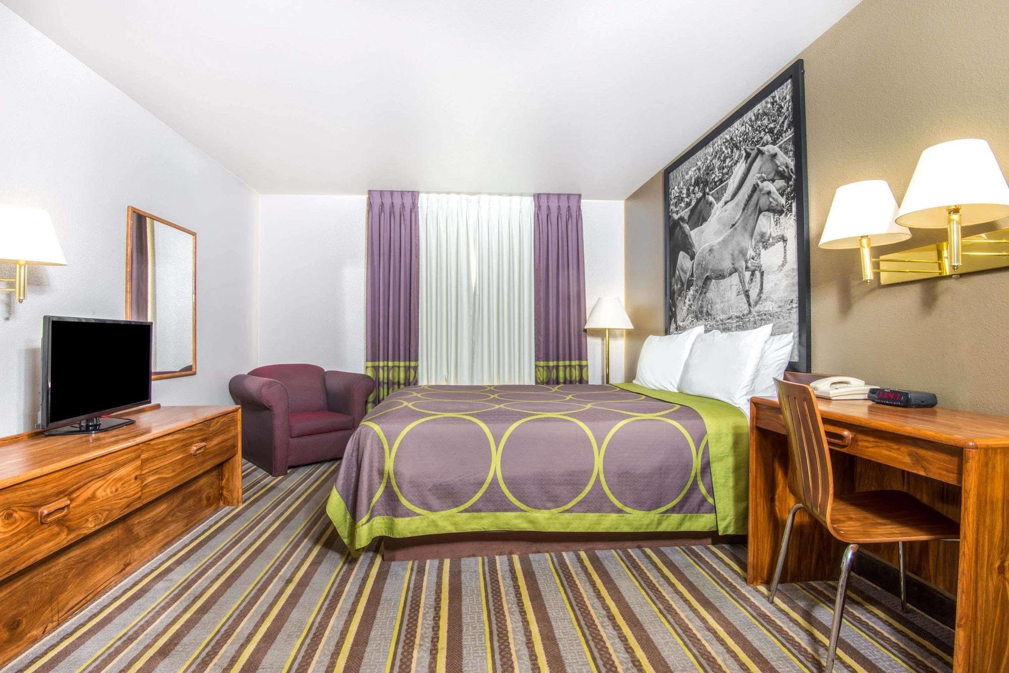 Super 8 By Wyndham