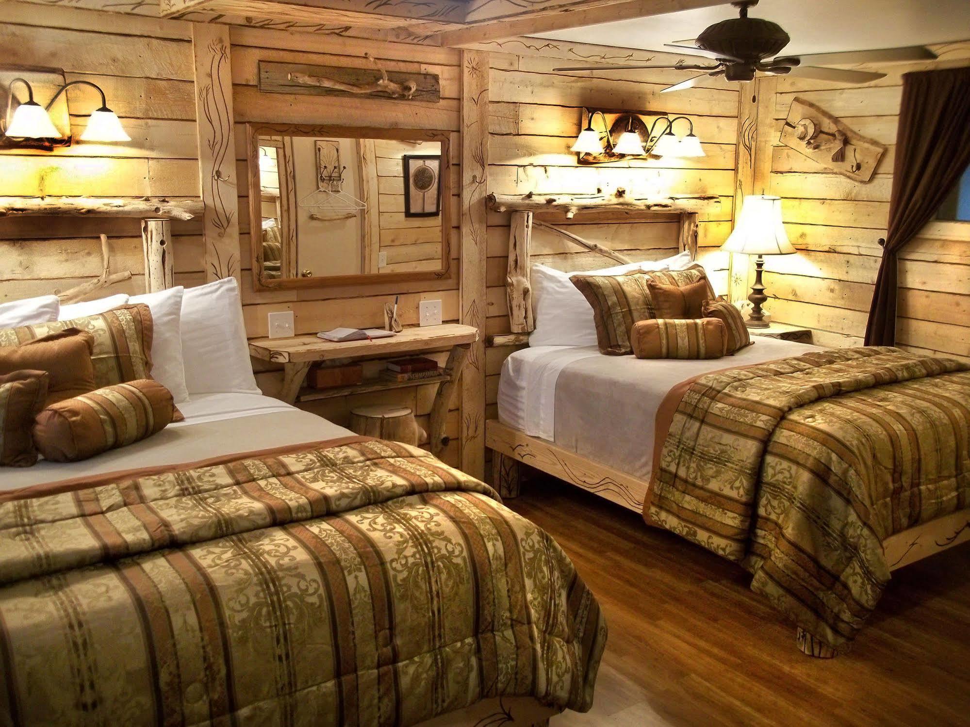 Lodge The Cedaredge