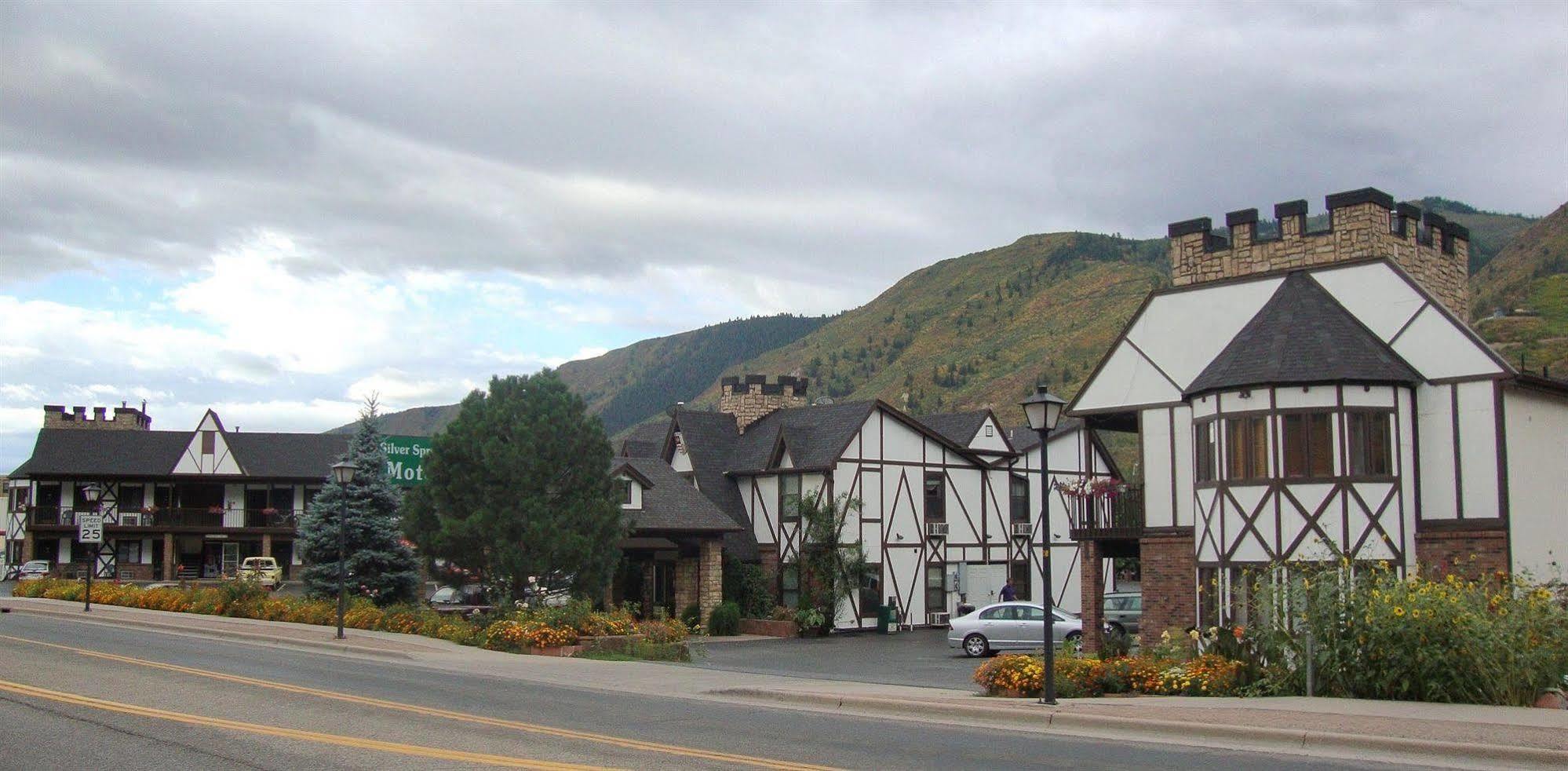 Motel Silver Spruce 2*